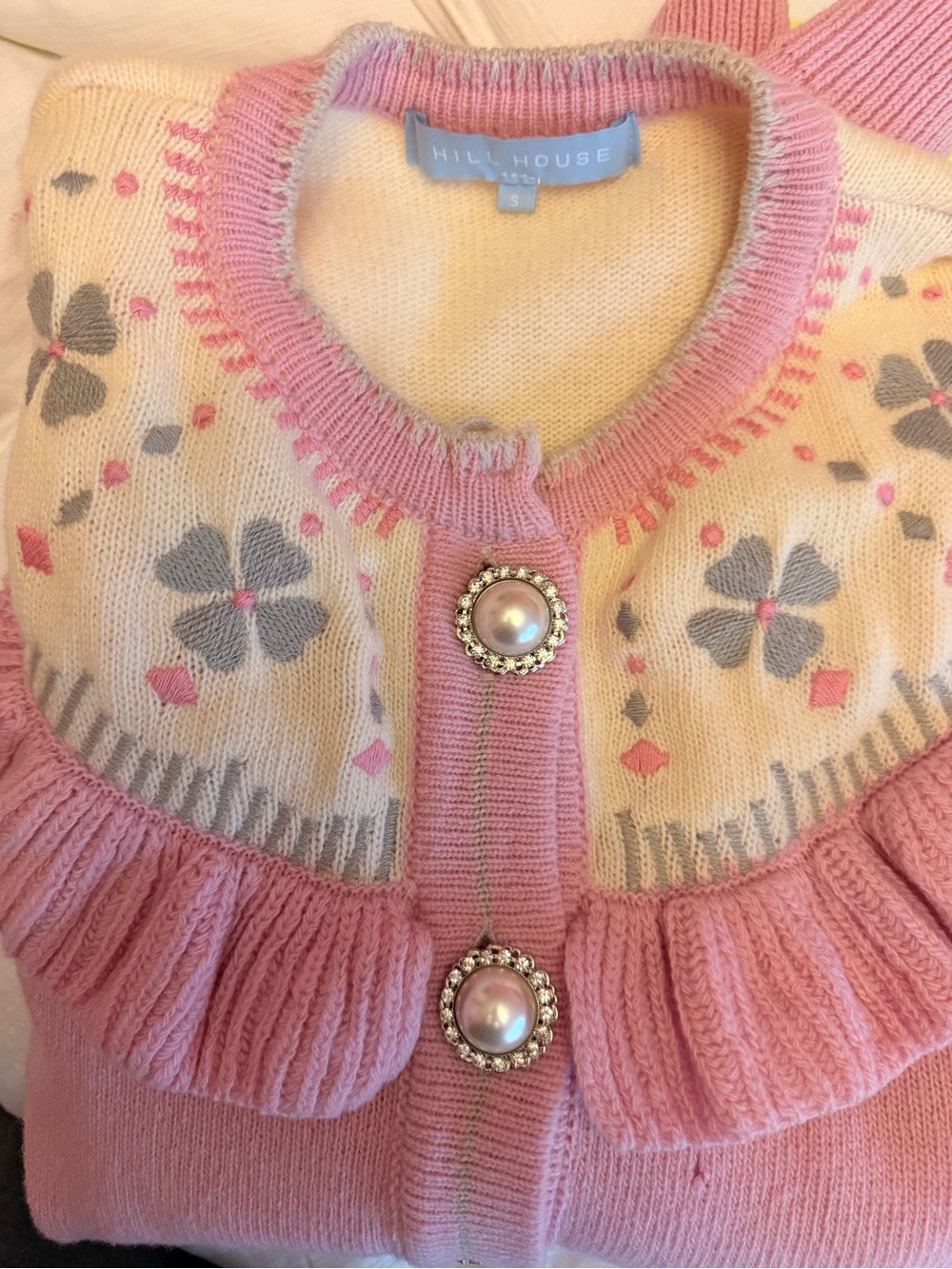 Hill House 100% Virgin Wool Cottagecore Desk Cardigan in Pink - Picture 4 of 9